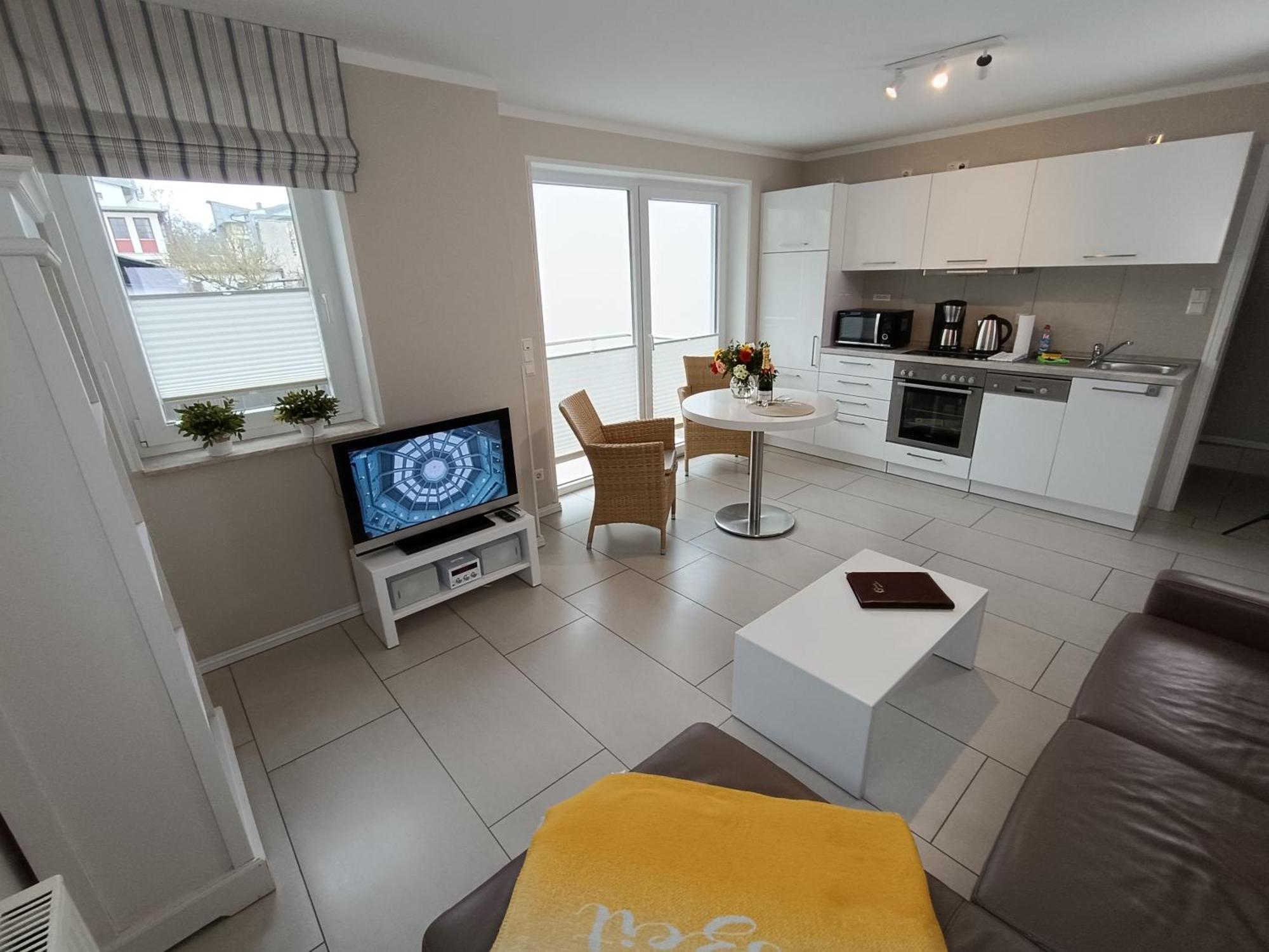 Haus Nemo - Appartement 5, Gemuetliches Appartement Mit Strandkorb, Strandnah 50 M Heringsdorf  Ngoại thất bức ảnh