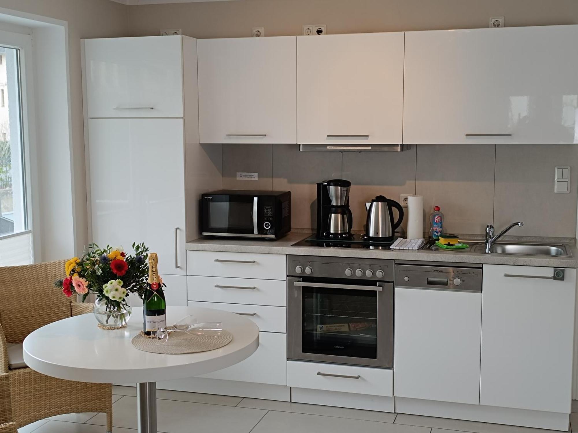 Haus Nemo - Appartement 5, Gemuetliches Appartement Mit Strandkorb, Strandnah 50 M Heringsdorf  Ngoại thất bức ảnh